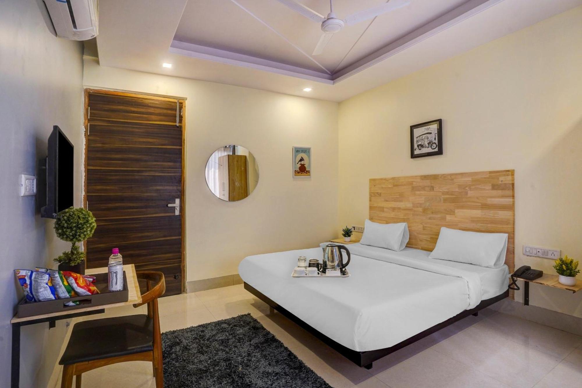 Townhouse Jagatpura & Pratapnagar Hotel Siroli Ngoại thất bức ảnh