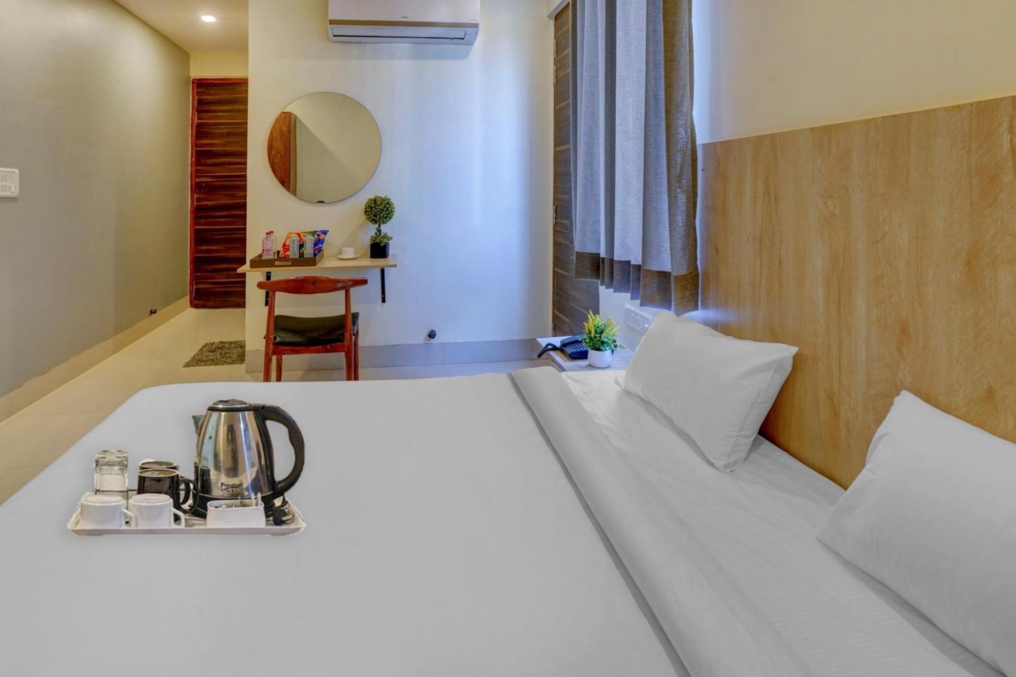 Townhouse Jagatpura & Pratapnagar Hotel Siroli Ngoại thất bức ảnh