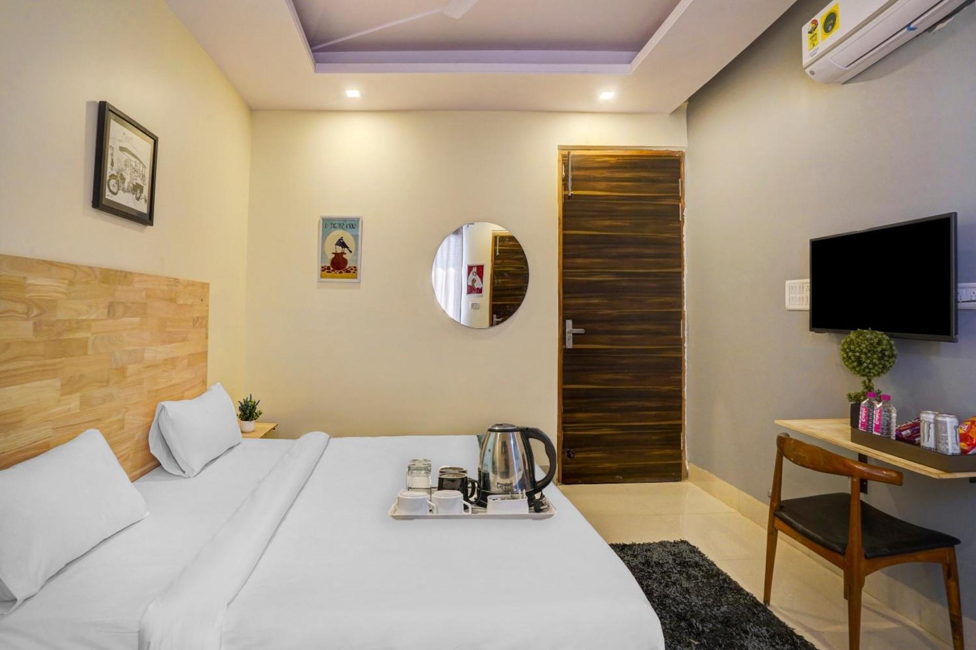 Townhouse Jagatpura & Pratapnagar Hotel Siroli Ngoại thất bức ảnh
