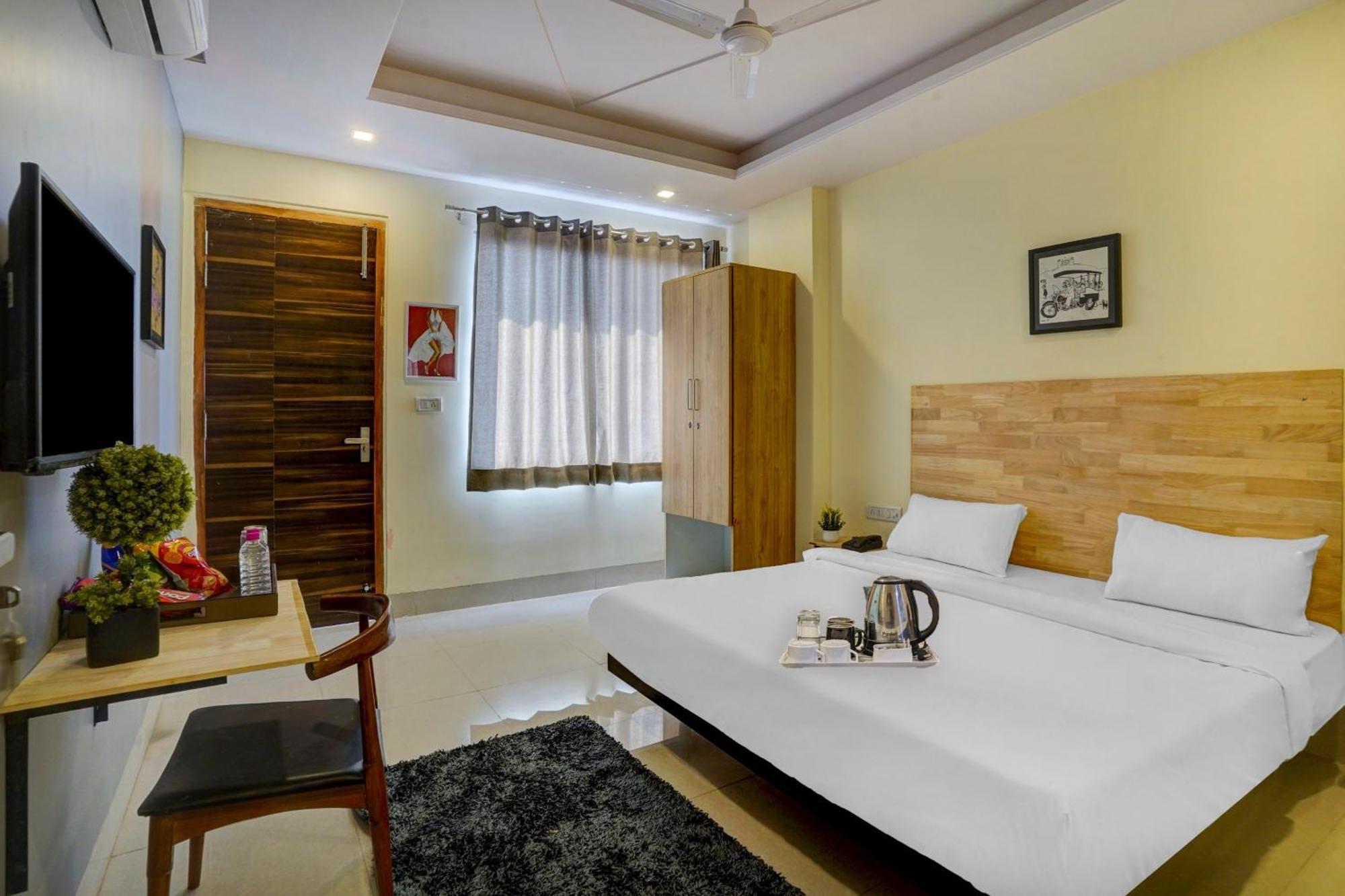Townhouse Jagatpura & Pratapnagar Hotel Siroli Ngoại thất bức ảnh
