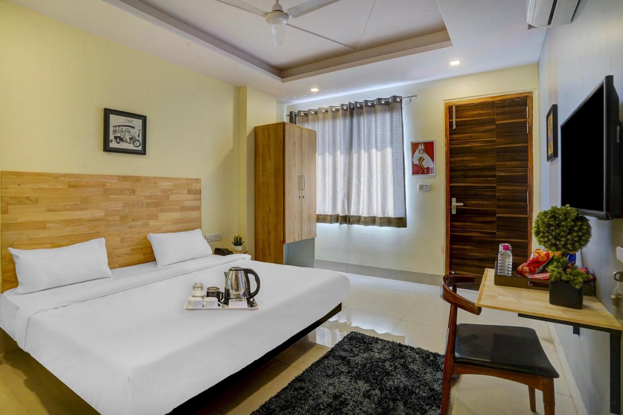 Townhouse Jagatpura & Pratapnagar Hotel Siroli Ngoại thất bức ảnh