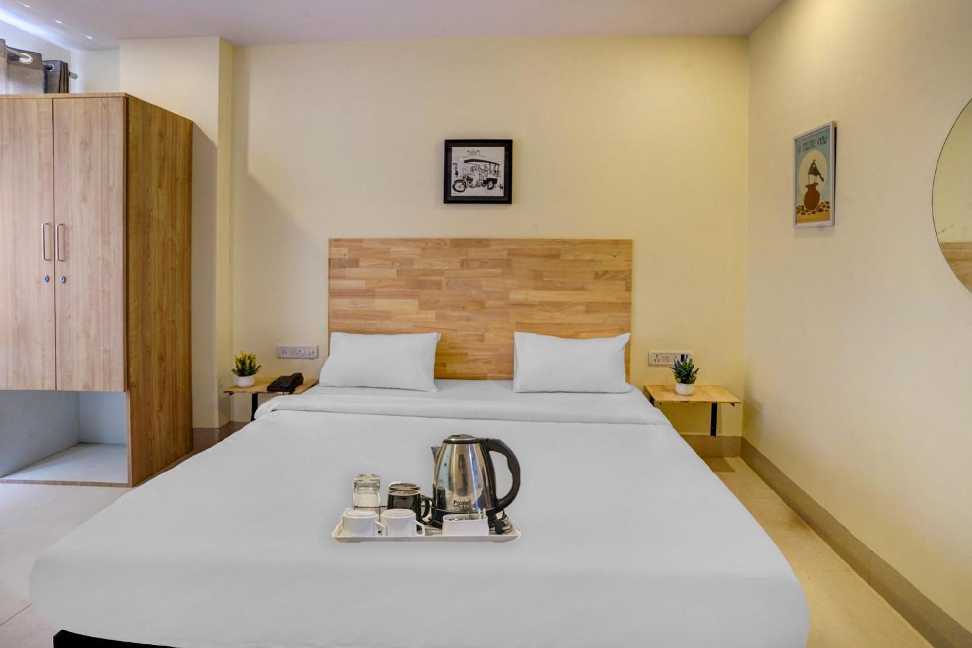 Townhouse Jagatpura & Pratapnagar Hotel Siroli Ngoại thất bức ảnh